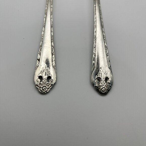 Holmes‎ & Edwards LOVELY LADY Soup Spoons Silverplate Lot of 2 IS Vintage - Picture 8 of 9